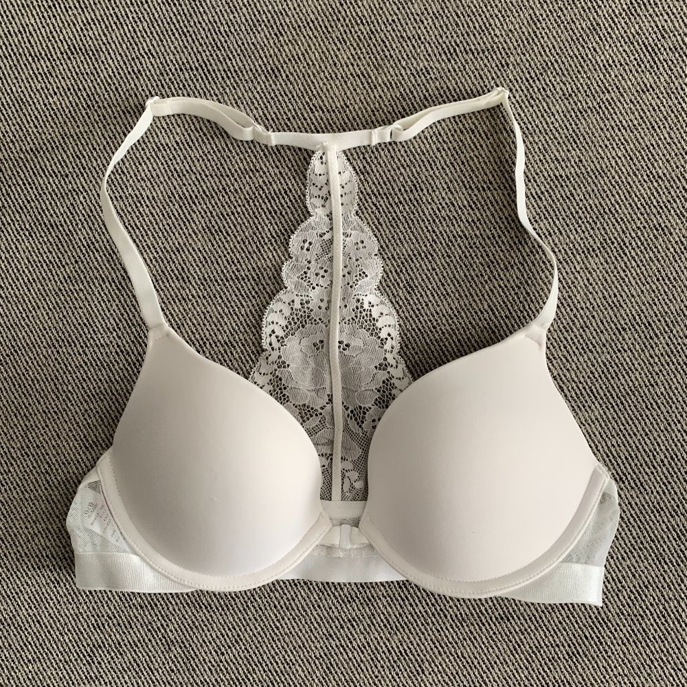 6ixty 8ight Front Closure Bra, Size B70 / 32B